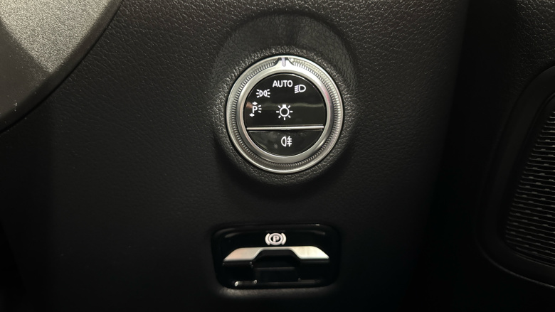 Mercedes-Benz C-Class C220d Sport 4dr 9G-Tronic Diesel Saloon